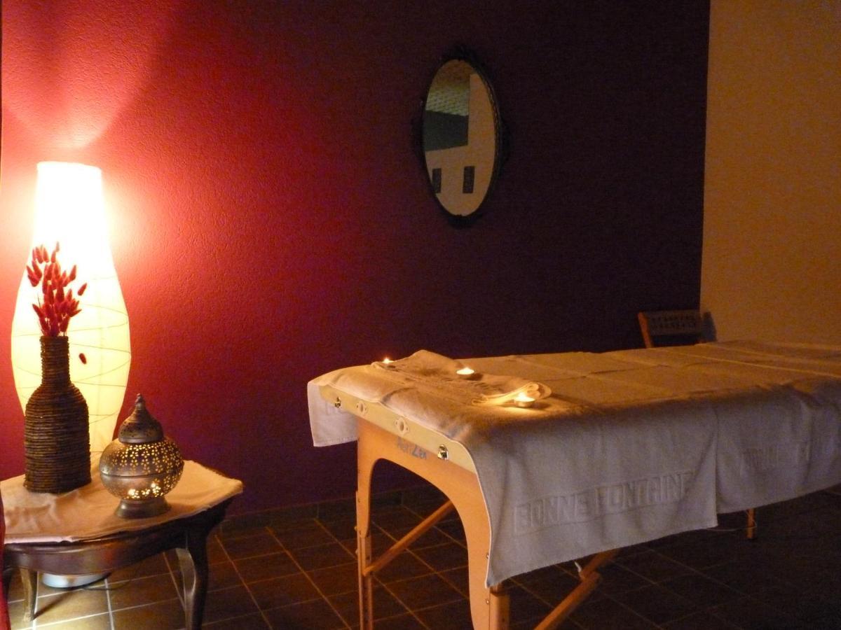 Logis Hotel Notre-Dame - Restaurant Ouvert Midi Et Soir Sauf Dimanche Soir Danne-et-Quatre-Vents エクステリア 写真