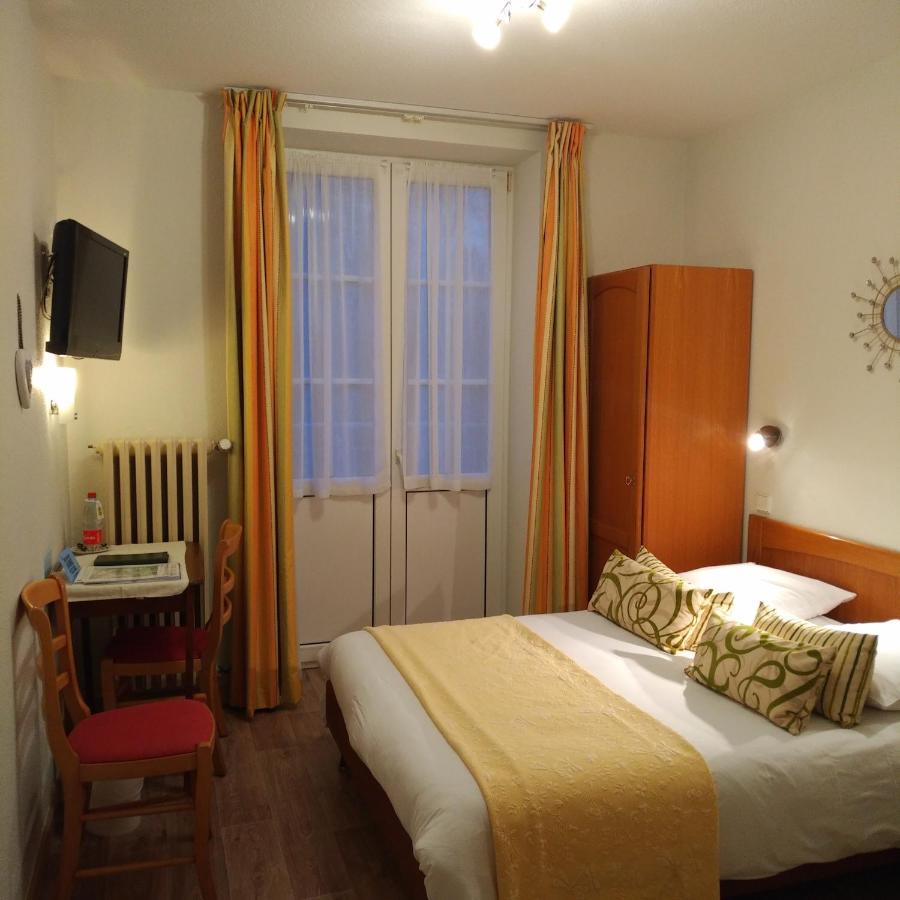 Logis Hotel Notre-Dame - Restaurant Ouvert Midi Et Soir Sauf Dimanche Soir Danne-et-Quatre-Vents エクステリア 写真