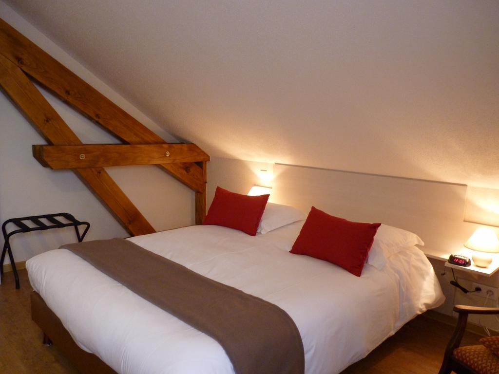 Logis Hotel Notre-Dame - Restaurant Ouvert Midi Et Soir Sauf Dimanche Soir Danne-et-Quatre-Vents エクステリア 写真